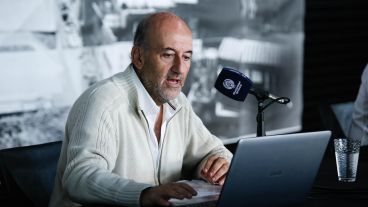 El funcionario insistió en la necesidad de aplicarse la cuarta dosis.