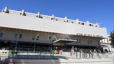 La víctima fue trasladada al hospital Centenario.