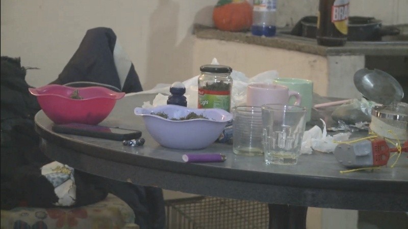 En calle Kennedy al 700 detuvieron a uno de los presuntos dealers.