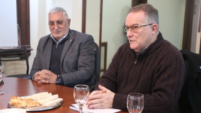 El ministro en la sede de la Asociación Empresaria de Rosario.