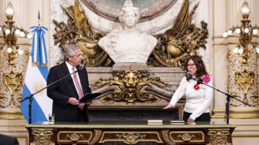 Batakis asumió este lunes en Economía.