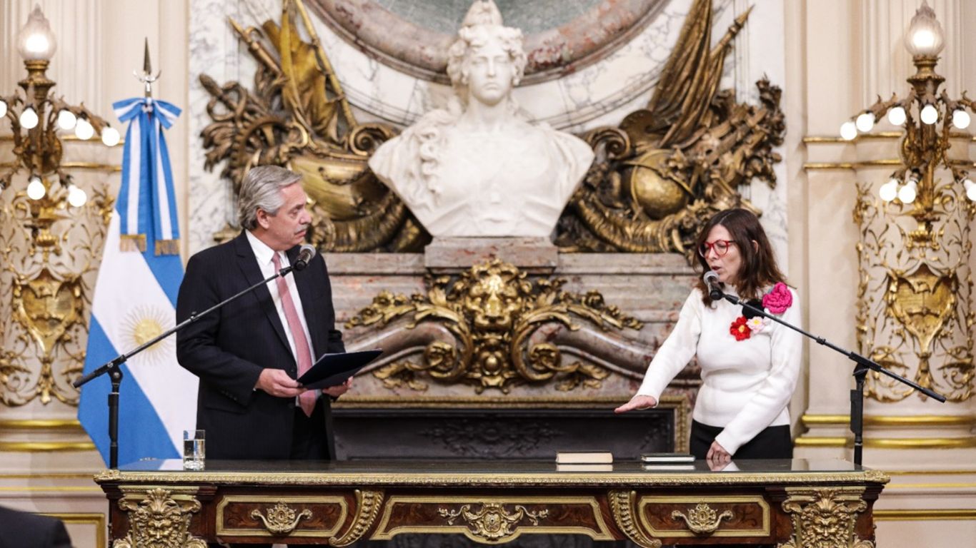 Demasiadas cosas raras