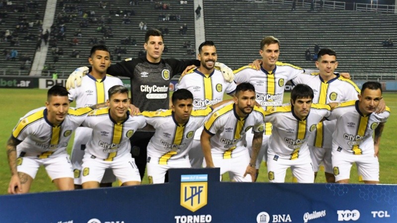 Los once que paró Tevez de arranque en el estadio mundialista.