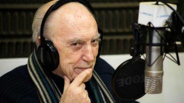 El conductor y locutor Cacho Fontana.