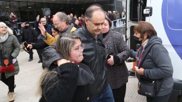 El padre de Priscila se mostró aliviado por la decisión de la justicia de absolver a su hija.