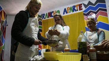 Después de filtrar el aceite, se centrifuga y se hace un infusionado en caliente.