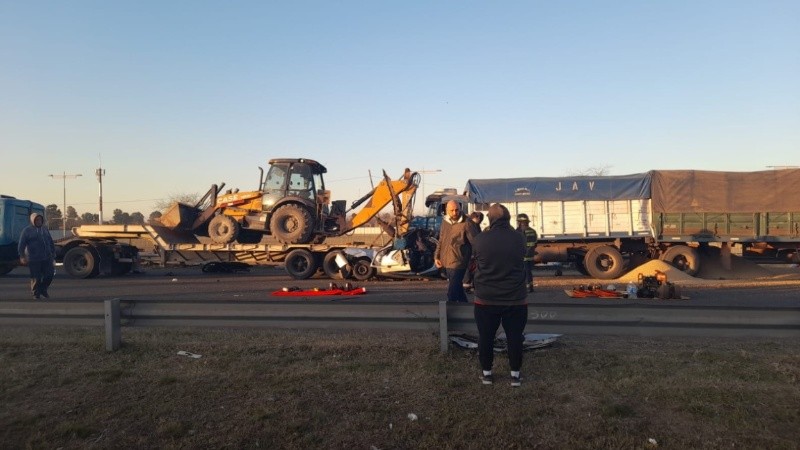 El impactante choque de este jueves por la tarde dejó dos personas fallecidas.