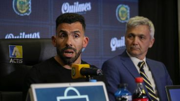 El vicepresidente aseguró que todavía no hay negociaciones iniciadas para sumar refuerzos.