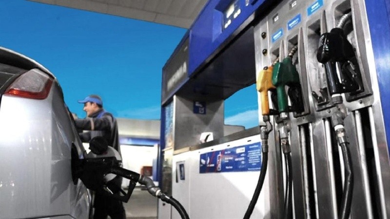 La petrolera estatal subió los precios de las naftas en algunos puntos del país.