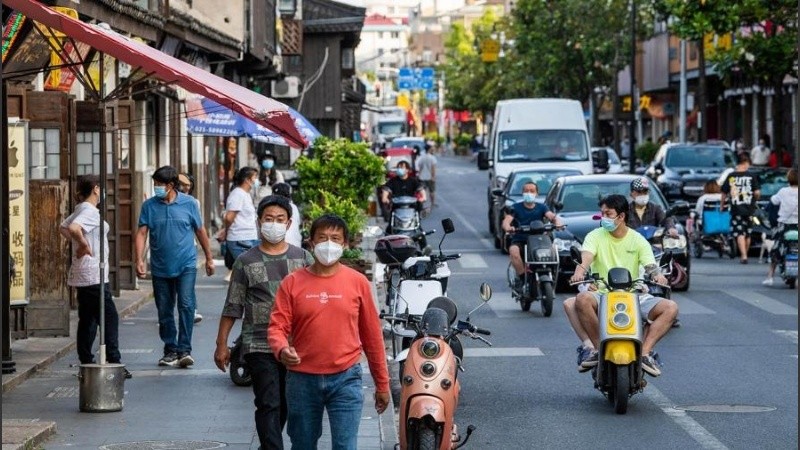 Las 320.000 personas que viven en la ciudad tienen prohibido salir.