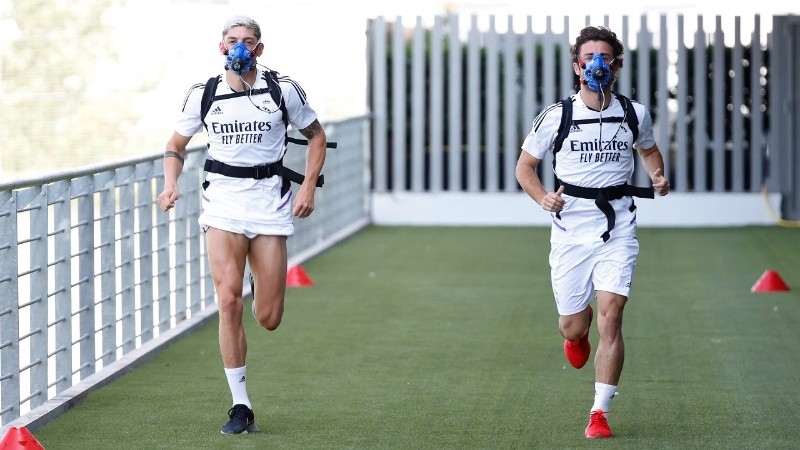 El conjunto merengue comenzó su primera semana de práctica a un mes de su debut en La Liga de España.