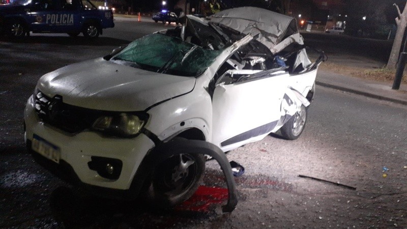 La parte del coche que más se dañó fue la trasera y el techo. 