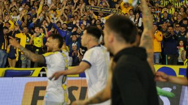 Festejo sin fin del local en el Gigante de Arroyito.