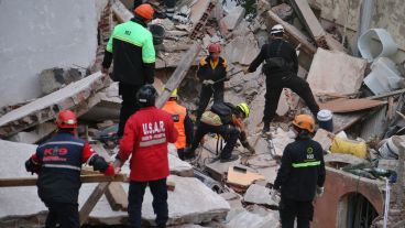 Trabajo incesante en Superí al 200.