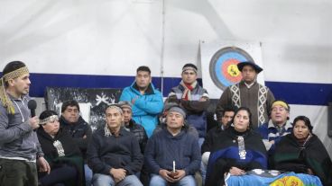 El gobernador de Neuquén afirmó que la consulta apunta a lograr una "mayor hermandad e integración" en la provincia.