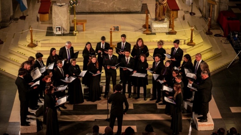 Tous Ensamble surgió en el 2018 y es dirigido por Emiliano Linares. 