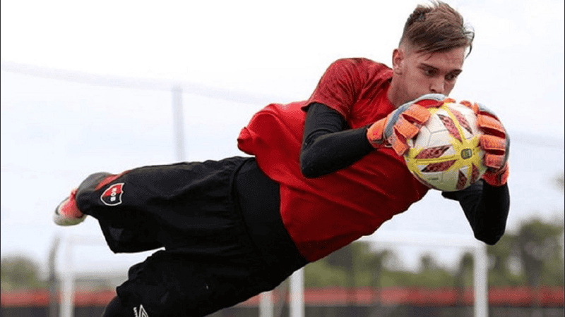 Barlasina, como hace dos semanas, es el arquero que podría volver a Newell's.