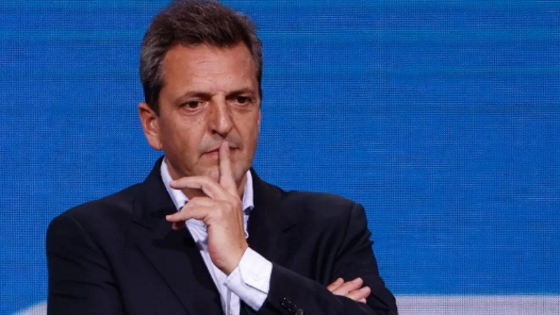 Massa concentrará tres ministerios: define nombres y medidas junto al presidente.