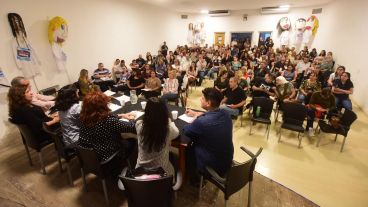 La semana próxima habrá al menos dos días sin clases en las escuelas públicas y privadas de Santa Fe.