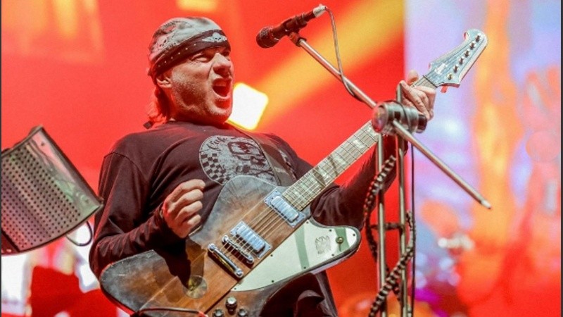 Gustavo Chizzo Napoli, cantante y guitarrista de La Renga.