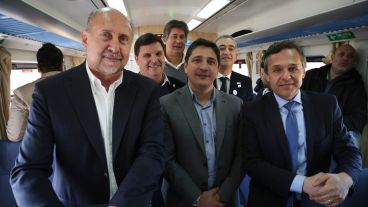 El viaje inaugural este viernes con presencia de funcionarios.