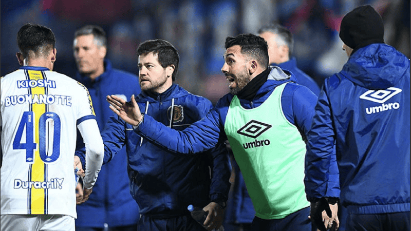 Tevez habló con los medios luego de la derrota canalla frente a Tigre y respaldó la tarea de los juveniles.