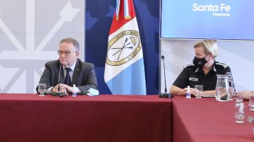 Lagna y Chimenti no llegaron juntos pero se van el mismo día.