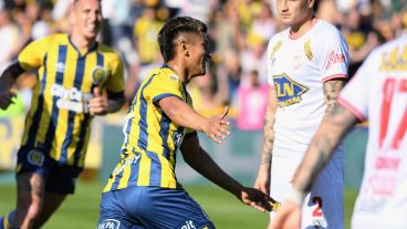 El Chipi Frías anotó por primera vez con la camiseta auriazul en la máxima categoría.