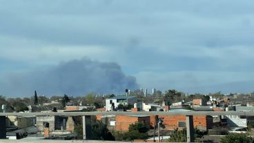 Mucho humo desde distintos puntos de la ciudad.