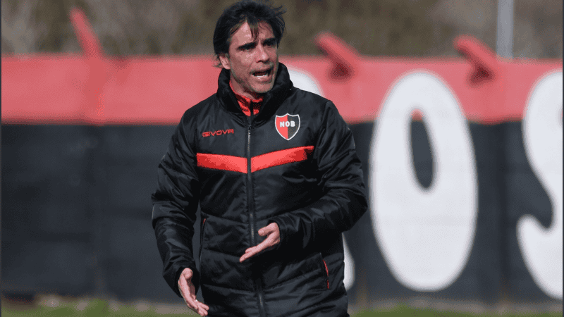 Archu probó un equipo con cuatro cambios respecto a los once que perdieron por goleada ante River.