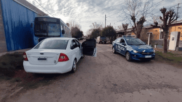 El complejo penitenciario está ubicado en la intersección de la calle N° 1721 y el Camino Límite con la localidad de Pérez.