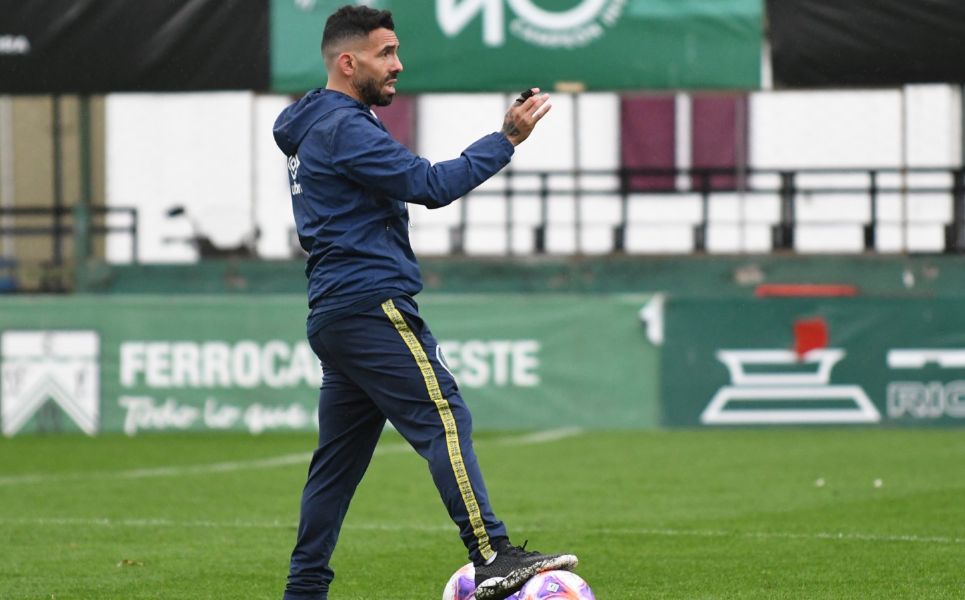 Técnicos argentinos denunciaron a Carlos Tevez en la justicia rosarina por usurpación de título | Rosario3