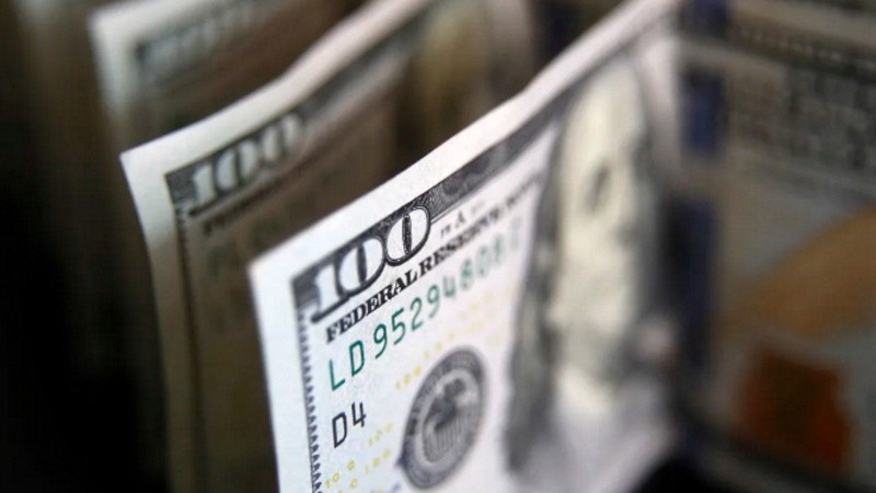 Con la compra de este miércoles, el BCRA reduce su balance negativo de agosto a cerca de u$s700 millones.