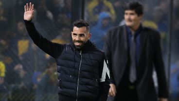 El Apache recibió el calor de la Bombonera en su regreso.