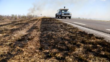 La quema de pastizales en las islas es una problemática entre muchos asuntos ambientales que aquejan en esta región.
