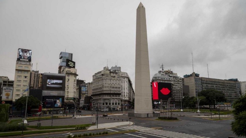 Al igual que otros años, la intensidad de los incendios en el delta del Paraná y la rotación del viento hizo que el humo llegara a Buenos Aires.