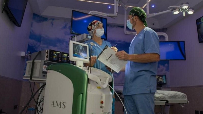 El Instituto Metropolitano de Urología de Rosario incorporó el Green Light -XPS- 180 W, una nueva generación tecnológica para el tratamiento no quirúrgico de los problemas de próstata.