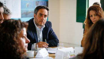 Cabandié en la reunión del Parque Nacional Ciervo de los Pantanos.