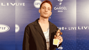 Wos distinguido por su disco "Oscuro éxtasis" y la canción "Que se mejoren".