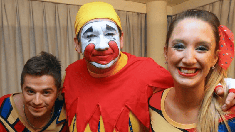 El payaso dio a entender que presentará pruebas judiciales para defenderse de las fuertes declaraciones de sus hijos.