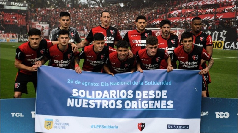 Los once titulares leproso que salieron a la cancha contra los mendocinos.