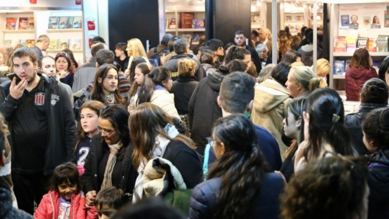 Vuelve la Feria Internacional del Libro a la ciudad de Rosario.