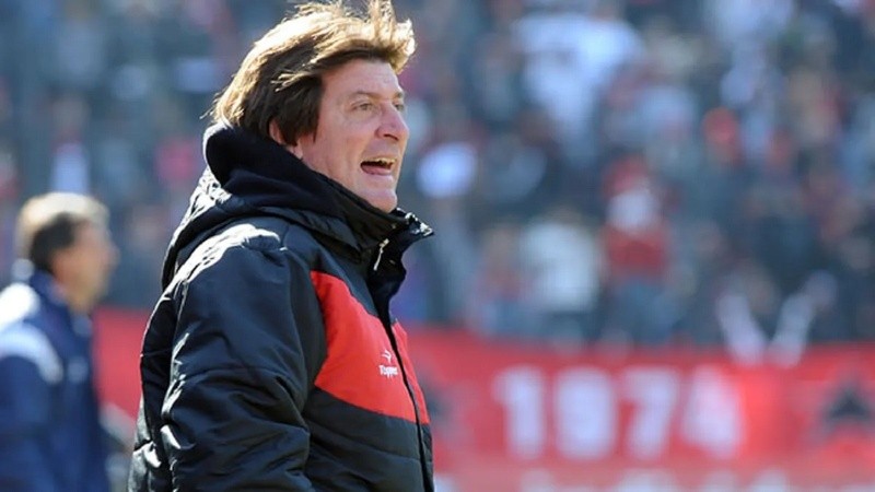 Berti es el nombre elegido por una parte de la dirigencia leprosa.