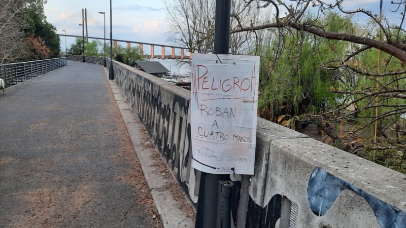 El cartel de los vecinos de zona norte.