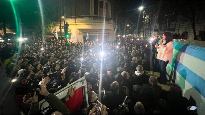 Organizaciones sociales marchaban al domicilio de Cristina Kirchner.