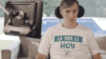 El senador Esteban Bullrich permanece internado.