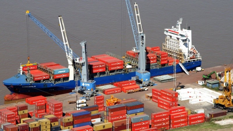 En agosto la Aduana tomo la decisión de suspender la operatoria del puerto de manera preventiva.