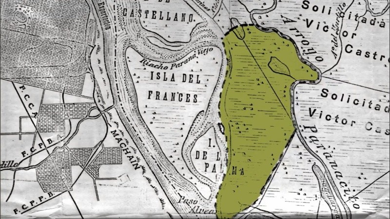 La isla adquirida por La Vigil en los '60, tenía 2.600 hectáreas. Estaba ubicada frente a Bv. 27 de Febrero y tuvo diversos nombres: 