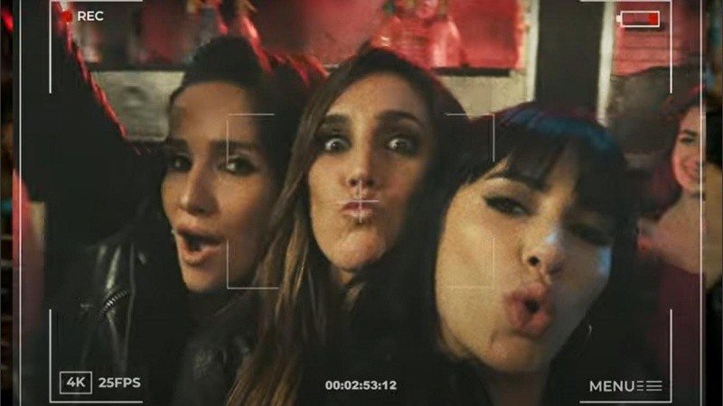Natalia Oreiro, Soledad Pastorutti y Lali Espósito en el video 
