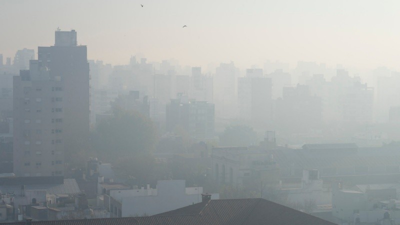 El martes el humo invadió la ciudad: fue el peor día del año para respirar.